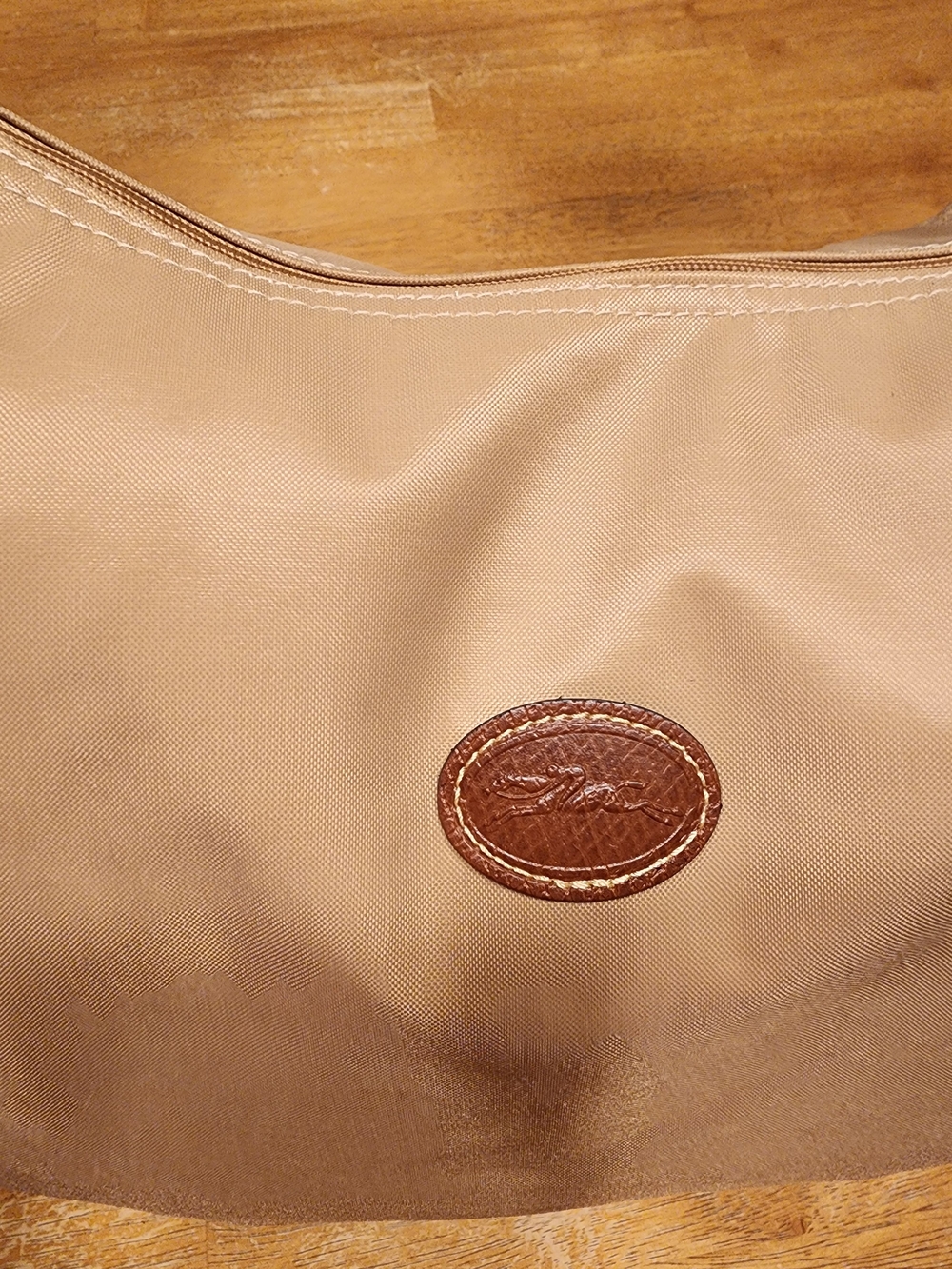 beige Longchamp Le Pliage Side Pocket Hobo bag lightweight sporty nylon - Picture 16 of 16